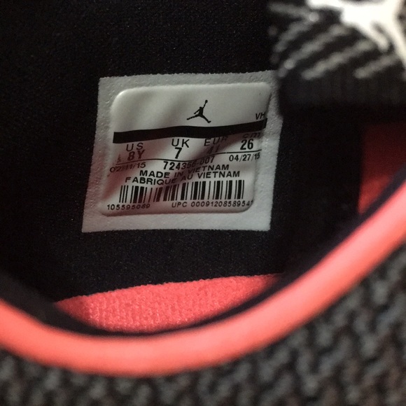 Women’s Jordan Shoes - Picture 3 of 3